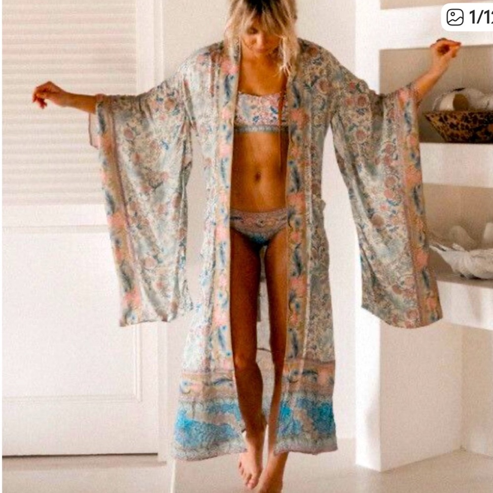 Spell & The Gypsy Collective Floral Opal Peacock Metallic Kimono Robe NWOT